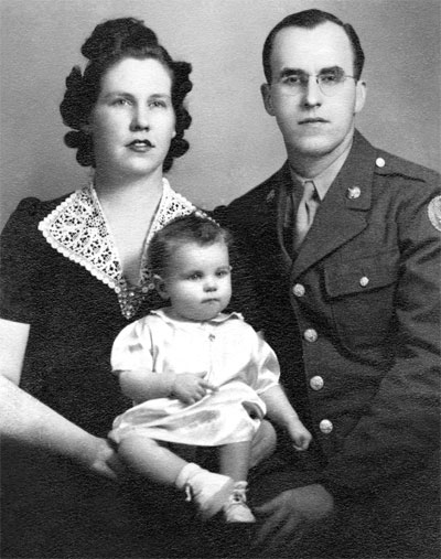 1943: Clifford, Mildred, Linda
